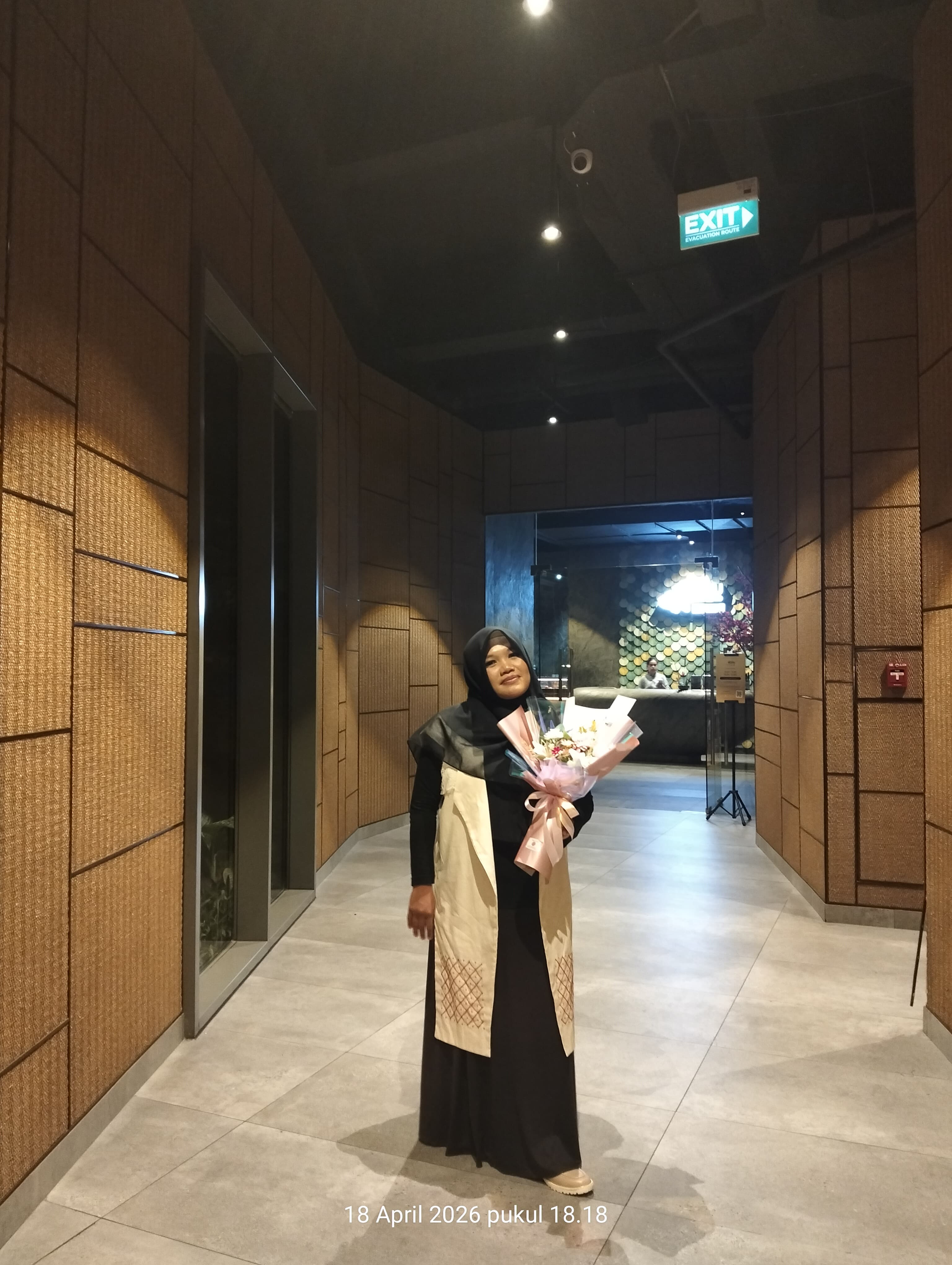 Intan rizky ikasari S. Pd,. Gr
